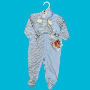 NWT Vitamins baby sleepwear set adorable Zebra theme PJs and “ blanket buddy”